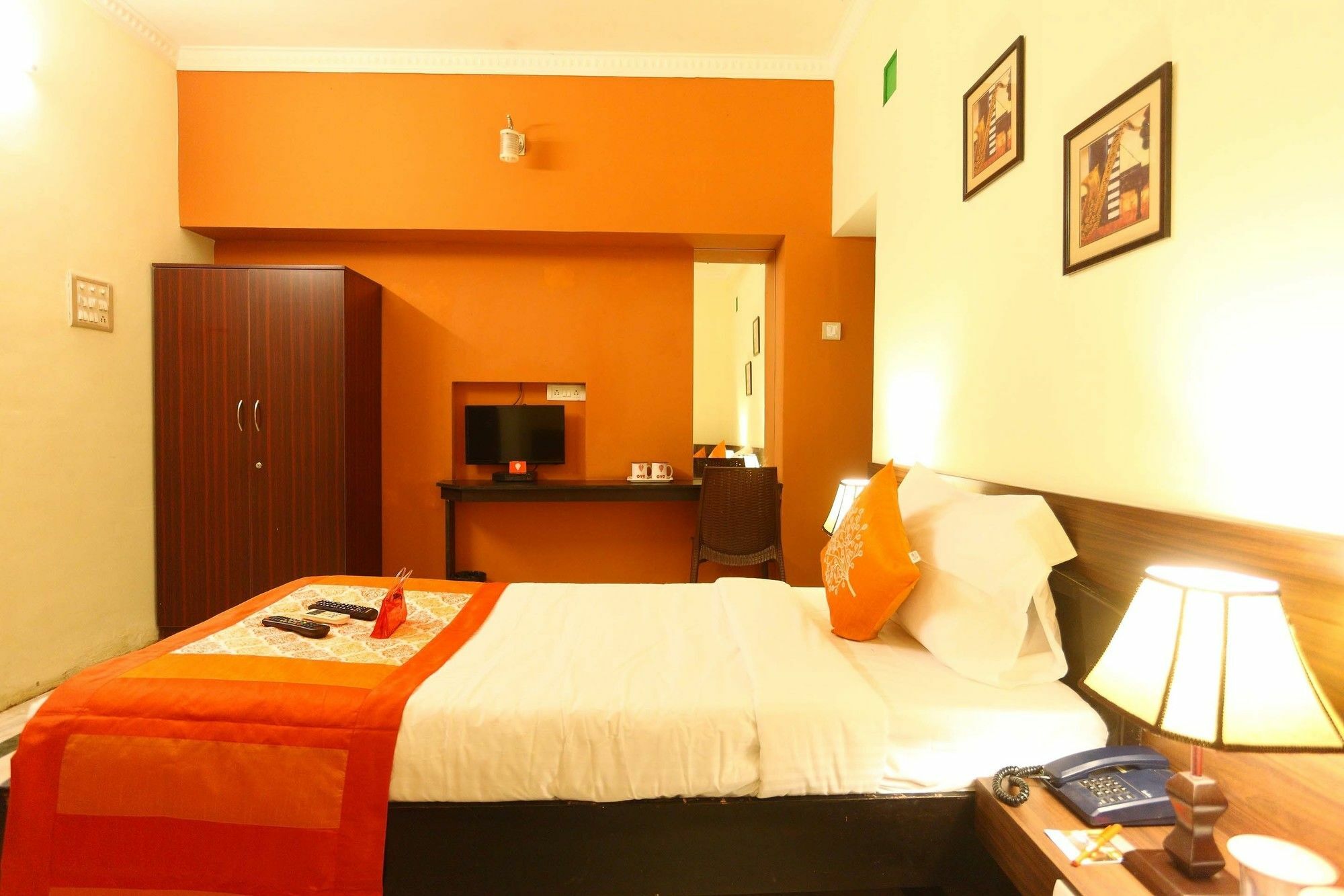 Fabexpress Nestlay Rooms - 100M From Velammal Hall, Moggappair Ченнаи Экстерьер фото